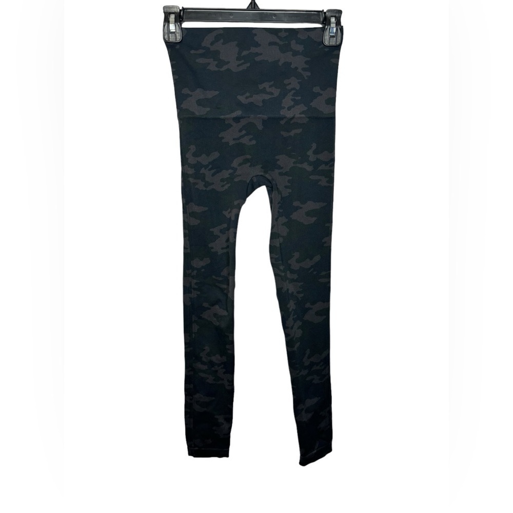 Spanx Look At Me Now Seamless Leggings Black Blue Camo High Rise Stretch Medium